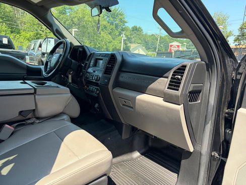 Used 2018 Ford F350 XL w/ STX Appearance Package AWD/4WD image 48