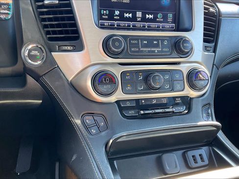 Used 2019 GMC Yukon Denali w/ Denali Ultimate Package image 31