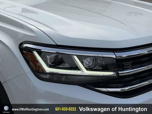 Certified 2023 Volkswagen Atlas SEL Premium AWD/4WD image 8