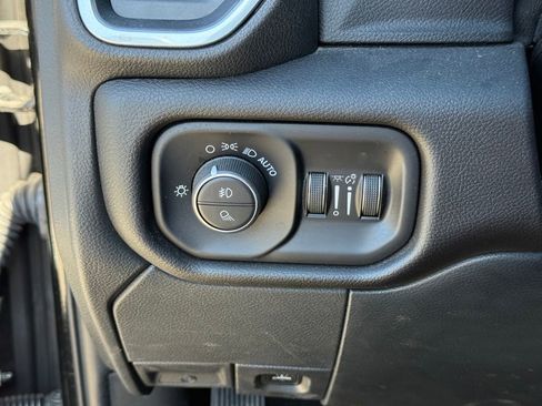 Used 2022 RAM 3500 Laramie AWD/4WD image 19