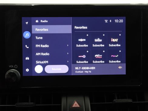 Used 2025 Toyota RAV4 XLE FWD image 19