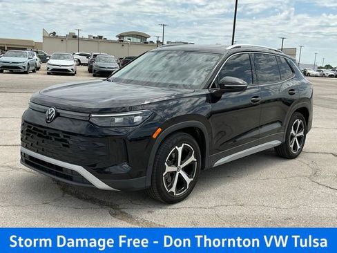 New 2026 Volkswagen Tiguan SE FWD image 7