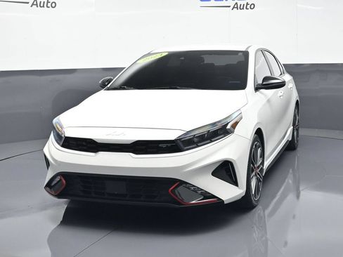 Certified 2023 Kia Forte GT FWD image 3