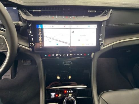 New 2026 Jeep Grand Cherokee L Limited AWD/4WD image 6