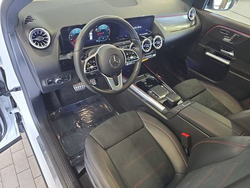 Certified 2023 Mercedes-Benz GLA 250 image 19