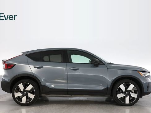 Used 2023 Volvo C40 P8 Recharge Ultimate AWD/4WD image 13