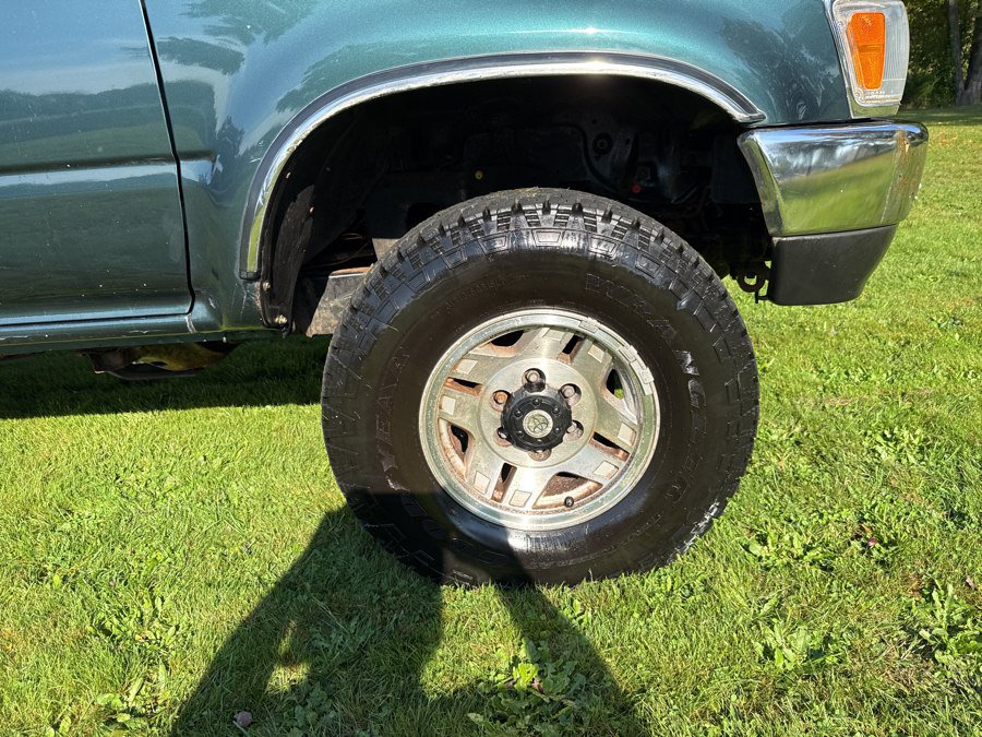 Used 1994 Toyota 4Runner SR5 AWD/4WD image 40