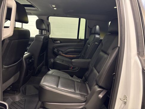 Used 2017 Chevrolet Suburban Premier image 11