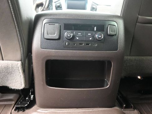 Used 2019 GMC Yukon Denali w/ Open Road Package AWD/4WD image 37