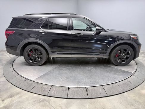 Used 2020 Ford Explorer ST w/ ST High-Performance Pack AWD/4WD image 4