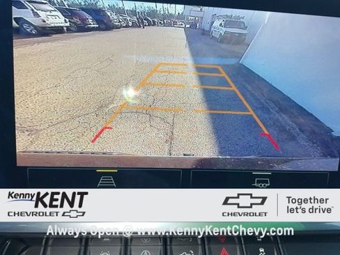 Used 2022 Chevrolet Silverado 1500 LT image 5