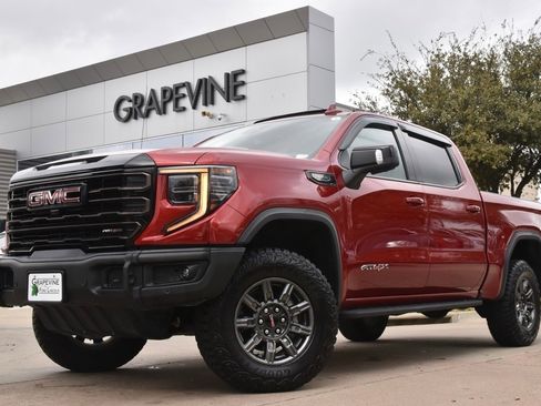 Used 2025 GMC Sierra 1500 AT4X image 1