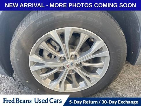 Used 2022 Buick Envision Preferred FWD image 14