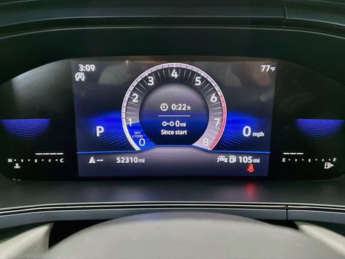 Used 2022 Volkswagen Taos SE FWD image 32