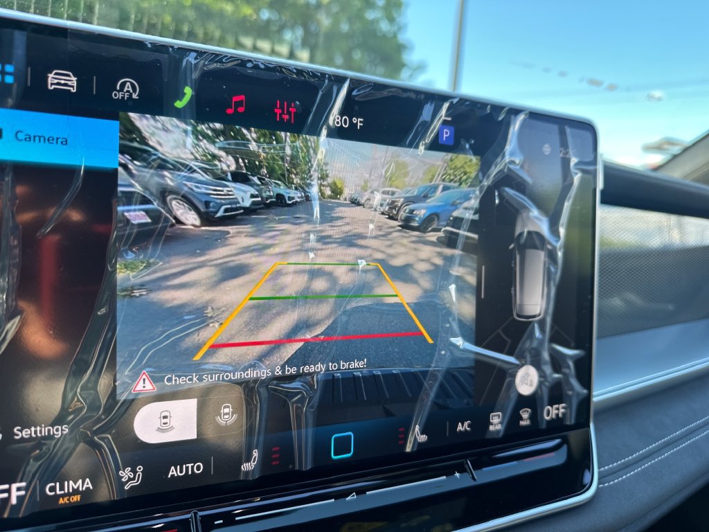 New 2026 Volkswagen Tiguan SE R-Line AWD/4WD image 15