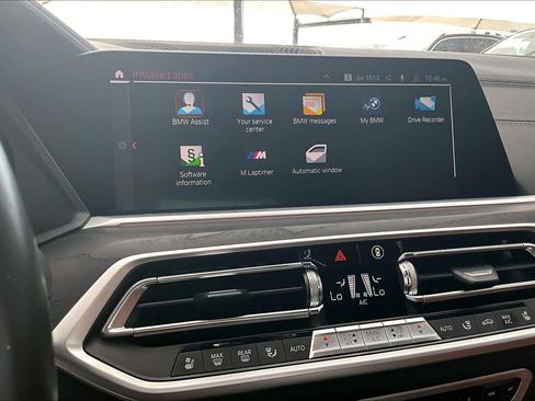 Used 2022 BMW X7 M50i AWD/4WD image 36
