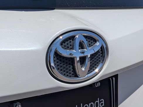 Used 2018 Toyota RAV4 Limited w/ Advanced Technology Package AWD/4WD image 15