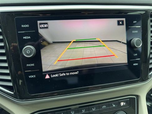 Used 2023 Volkswagen Atlas SE w/ Panoramic Sunroof Package image 66