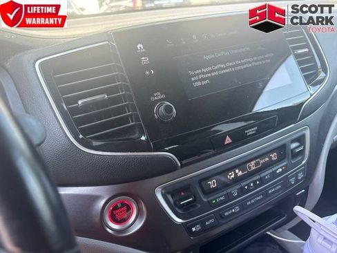 Used 2021 Honda Pilot Special Edition image 1