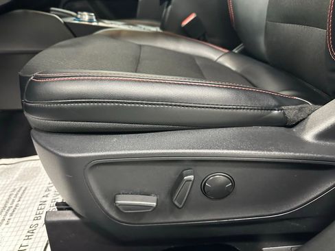 Used 2025 Ford Escape ST-Line image 12