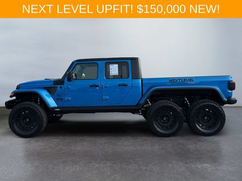 Used 2021 Jeep Gladiator Sport AWD/4WD image 6