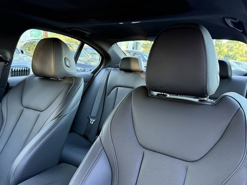 Certified 2023 BMW 330i Sedan w/ M Sport Package image 20