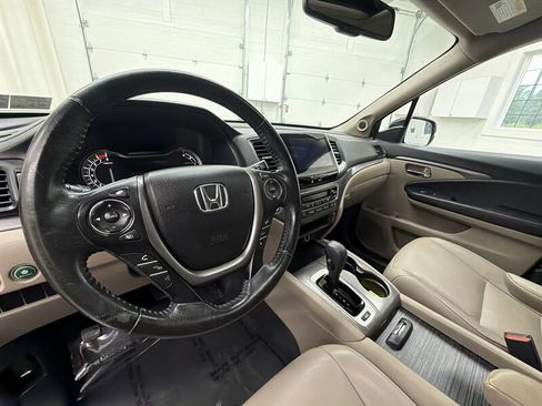 Used 2017 Honda Pilot EX-L image 10