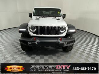 New 2026 Jeep Gladiator Rubicon video 2