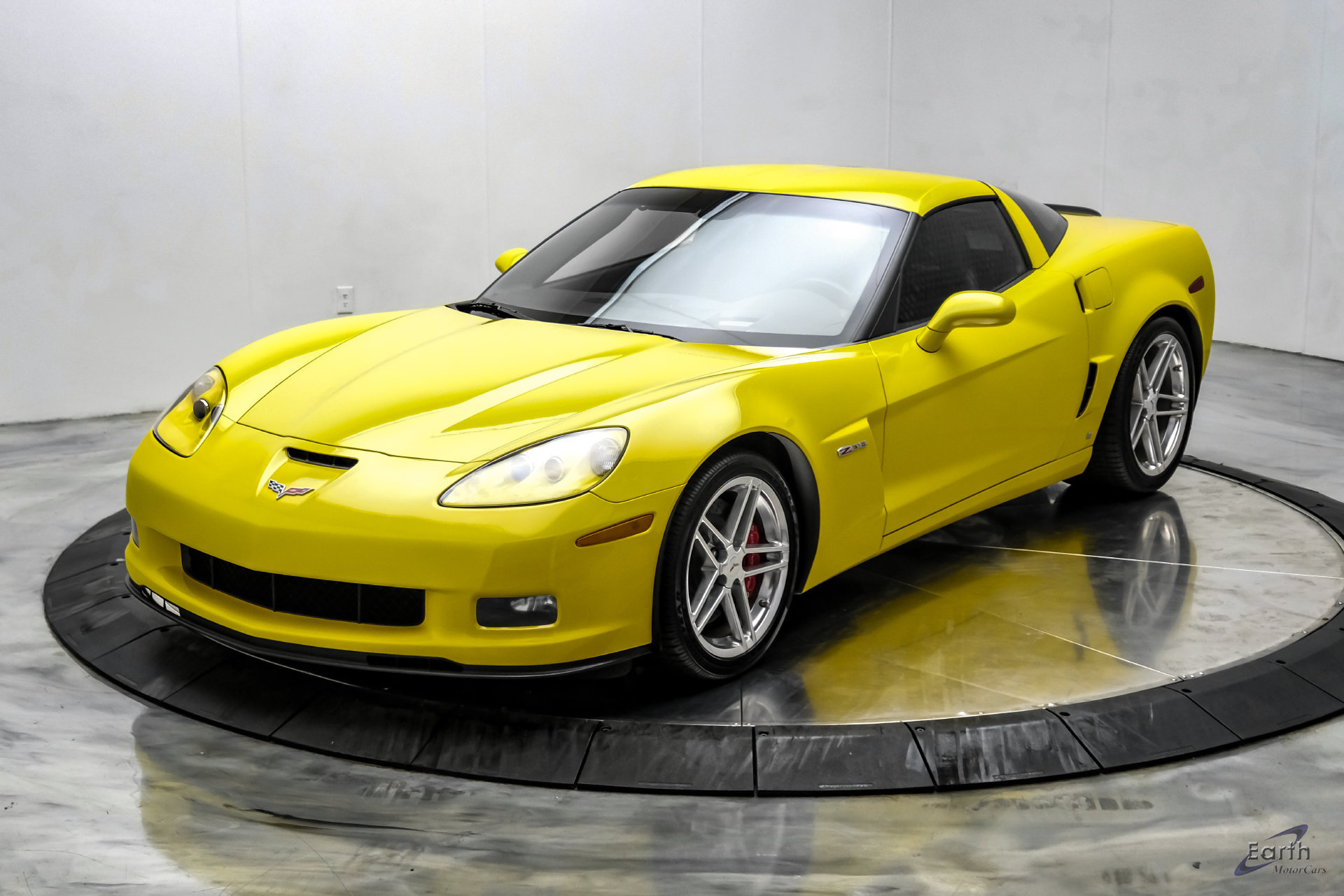 Used 2007 Chevrolet Corvette Z06 w/ Preferred Equipment Group RWD image 6