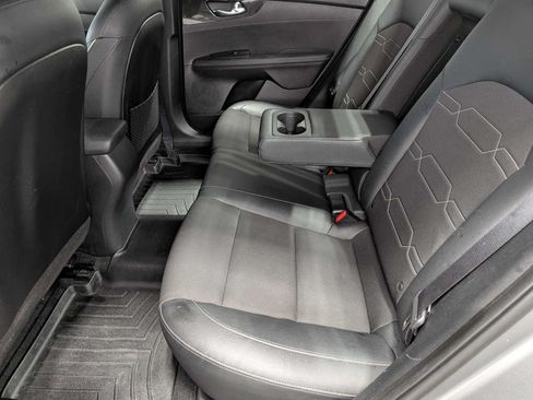 Used 2022 Kia Forte GT-Line w/ GT-Line Technology Package FWD image 21