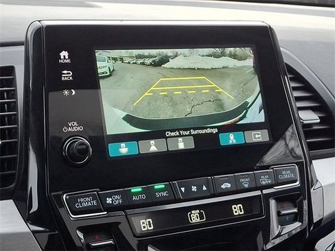 Certified 2023 Honda Odyssey Touring image 18