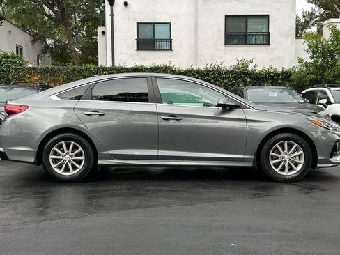 Used 2019 Hyundai Sonata SE image 3