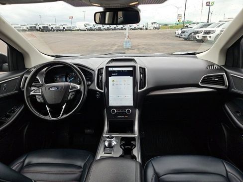 Certified 2022 Ford Edge SEL w/ Sport Appearance Package image 12