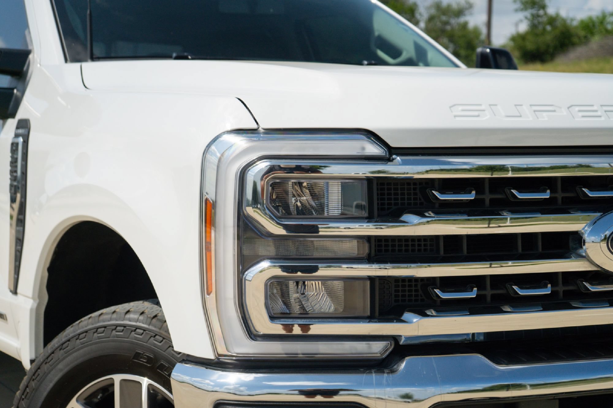 Used 2024 Ford F250 Lariat AWD/4WD image 4
