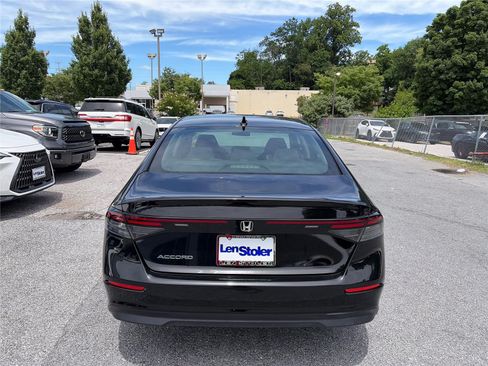 Used 2024 Honda Accord EX image 4