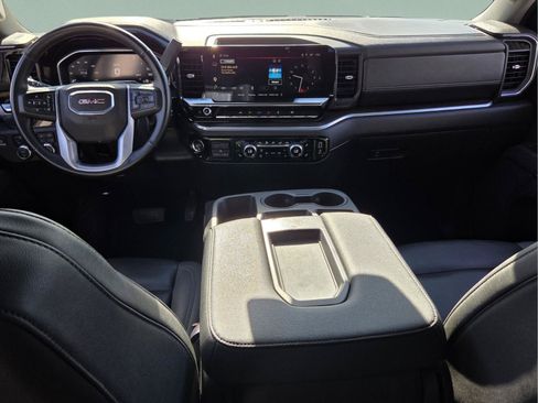 Used 2025 GMC Sierra 1500 SLT AWD/4WD image 13