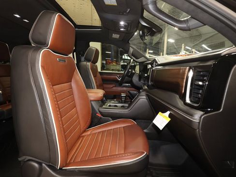 Certified 2024 GMC Sierra 1500 Denali Ultimate AWD/4WD image 29