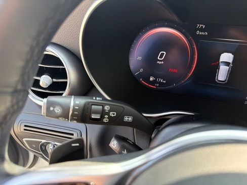 Used 2022 Mercedes-Benz GLC 300 4MATIC image 26