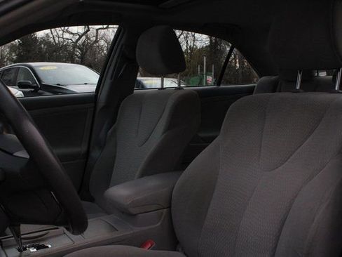 Used 2011 Toyota Camry LE w/ LE Extra-Value Pkg image 45