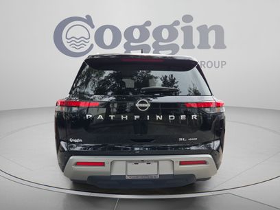 Used 2025 Nissan Pathfinder SL