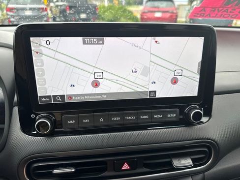 Used 2023 Hyundai Kona Limited AWD/4WD image 33