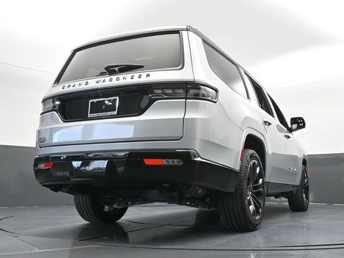 Used 2024 Jeep Grand Wagoneer Series II w/ Quick Order Packagew 28T image 23