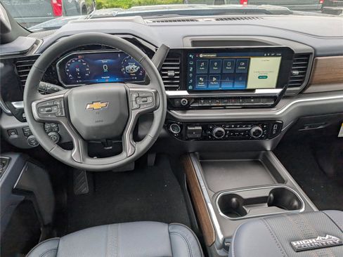 New 2026 Chevrolet Silverado 3500 High Country w/ Technology Package AWD/4WD image 12