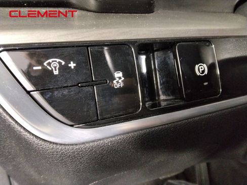 Used 2024 Kia Sportage X-Line AWD/4WD image 16