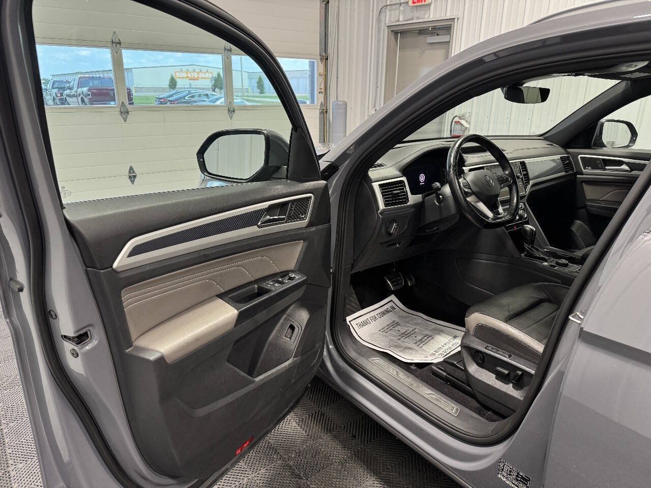 Used 2021 Volkswagen Atlas Cross Sport SEL Premium R-Line w/ Cross Sport MDO Package AWD/4WD image 9
