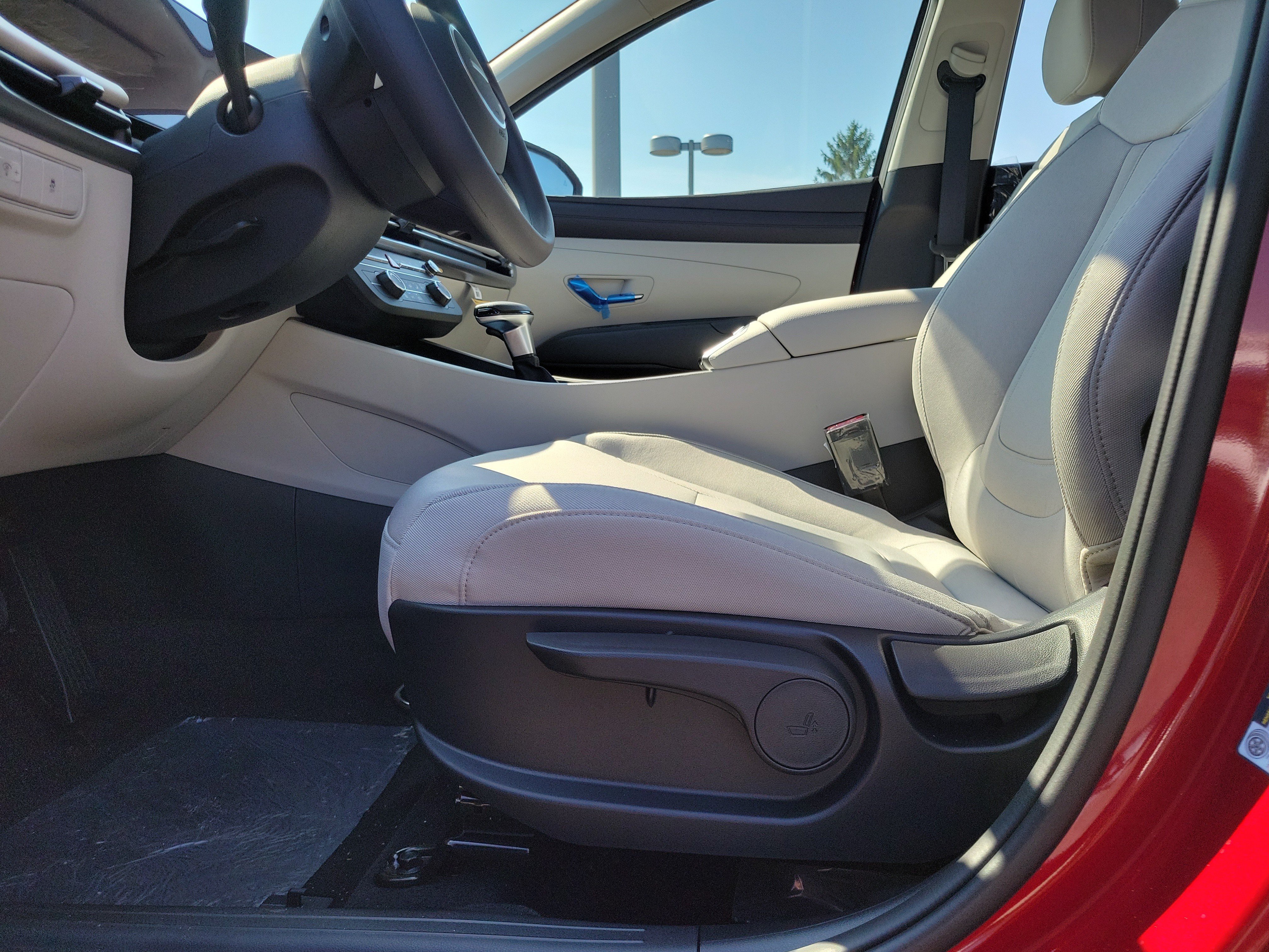 New 2026 Hyundai Tucson SE FWD image 16