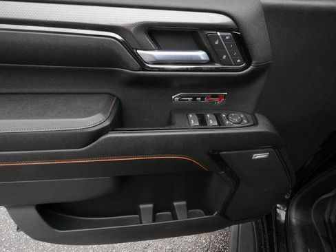 Used 2023 GMC Sierra 1500 AT4 w/ Technology Package image 18