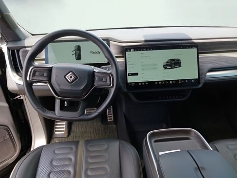Used 2023 Rivian R1S Adventure Quad AWD/4WD image 7
