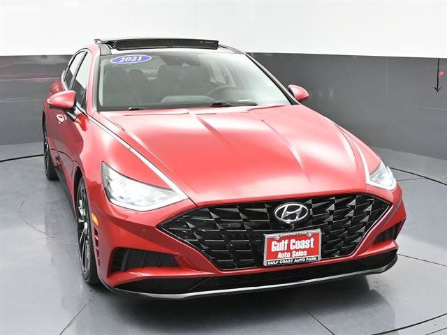 Used 2021 Hyundai Sonata Limited w/ Cargo Package FWD image 3