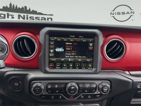 Used 2023 Jeep Wrangler Unlimited Rubicon w/ Safety Group AWD/4WD image 15